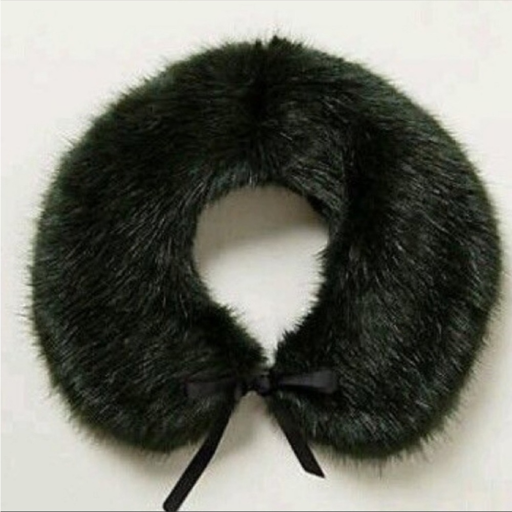🆕Anthropologie🌷Faux Fur Tie Collar